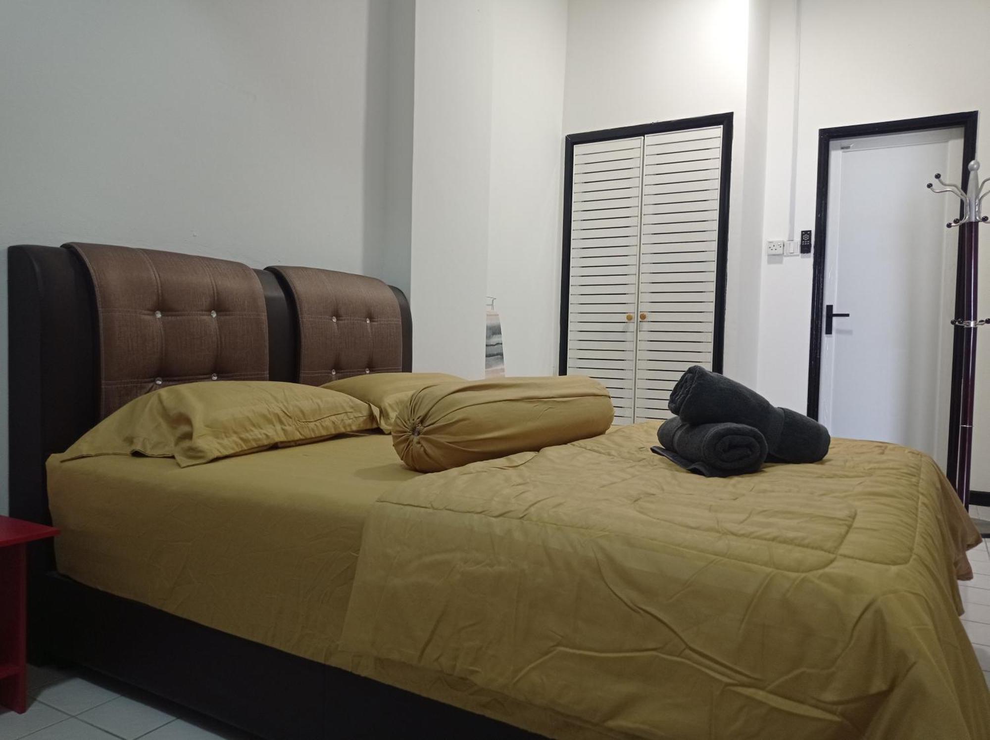 Adira Corus Paradise Seaview Family Pangsapuri