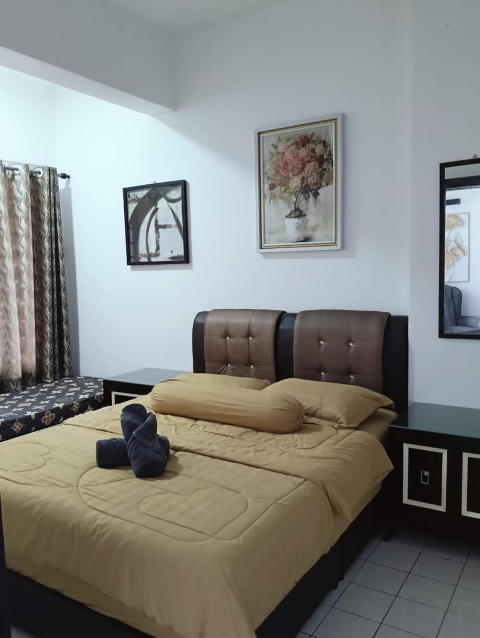 Adira Corus Paradise Seaview Family Pangsapuri